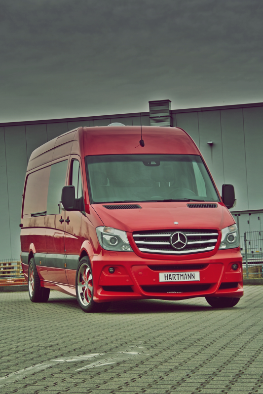 Mercedes Tuning: Zubehör für den Sprinter: HARTMANN TUNING stellt