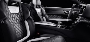 Mercedes-Benz SL AMG 2LOOK Edition, Sportsitze in Leder Exklusiv Nappa mit designo platinweißen Elementen